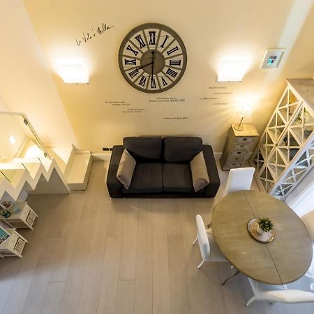 Cool Flat At Via Dei Mille By Napoliapartments Eksteriør billede