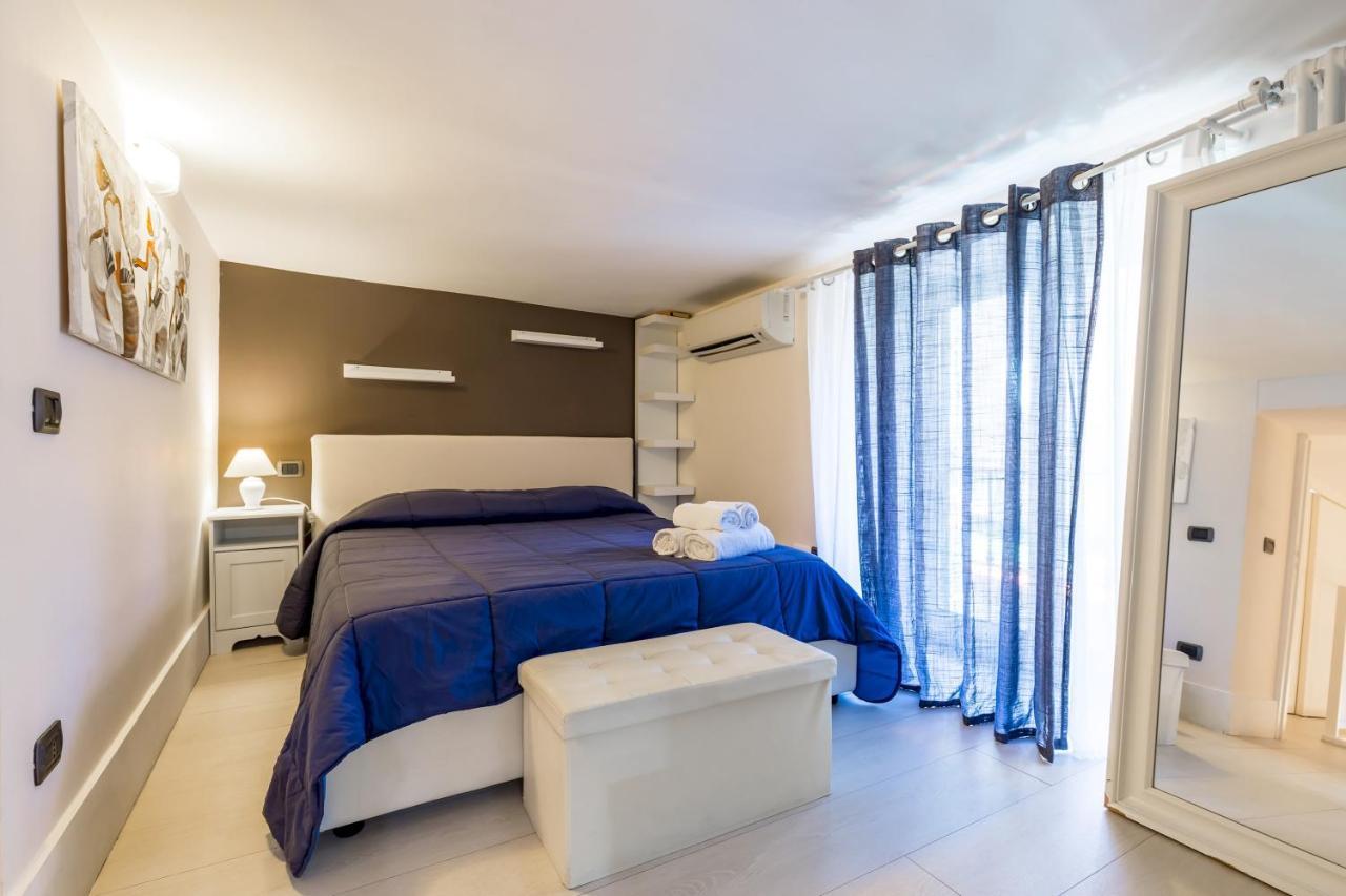 Cool Flat At Via Dei Mille By Napoliapartments Eksteriør billede