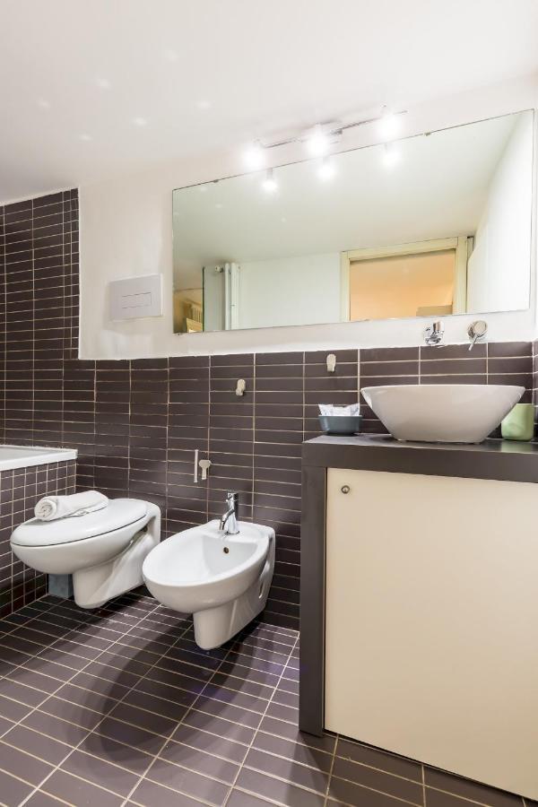 Cool Flat At Via Dei Mille By Napoliapartments Eksteriør billede